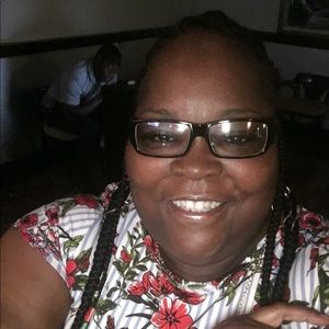 Meet your Posher, Lashell